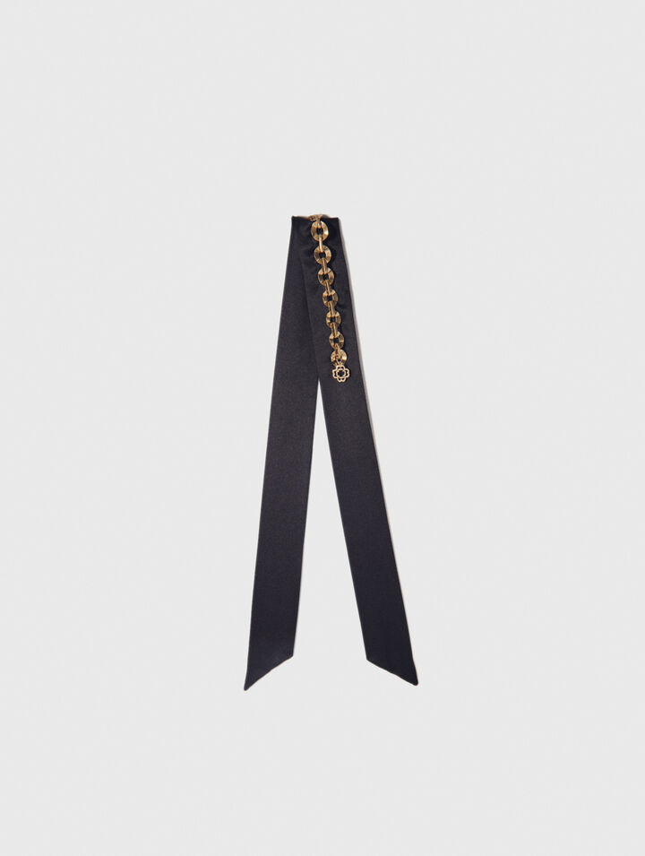 Twill with chain